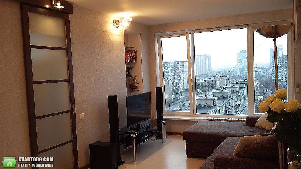 Sell 1-room apartment. Киев,  Березняковская — photo 1