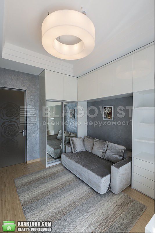 Sell 4-room apartment. Киев,  Круглоуниверситетская — photo 4