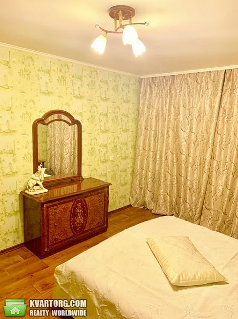 Rent out 2-room apartment. Киев,  Сергея Данченко — photo 4