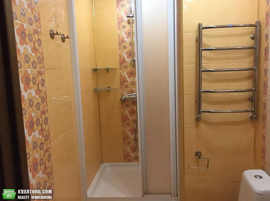 Rent out 3-room apartment. Киев,  Дмитриевская — photo 10