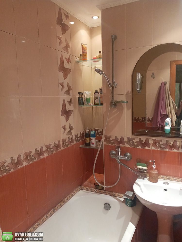 Rent out 1-room apartment. Киев, Радужная — photo 3
