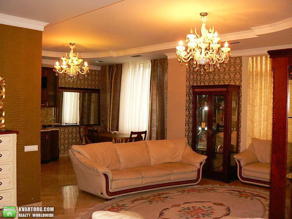 Sell 4-room apartment. Одесса,  Маршала Говорова — photo 1
