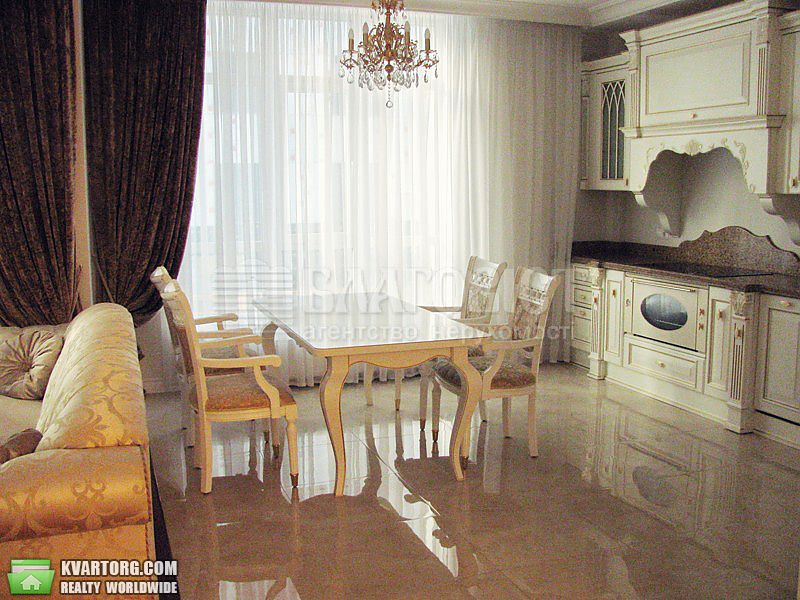Rent out 2-room apartment. Киев,  Драгомирова — photo 1