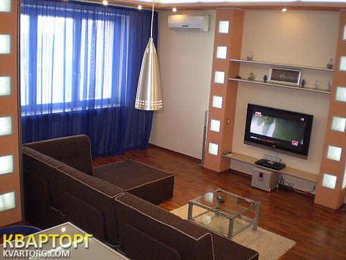 Rent out 1-room apartment. Киев,  Героев Сталинграда пр — photo 1