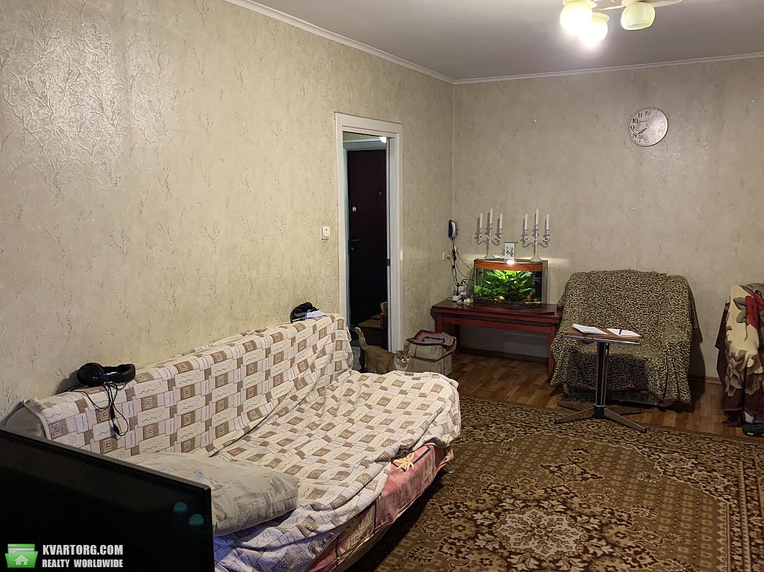 Sell 2-room apartment. Киев,  Вышгородская — photo 3
