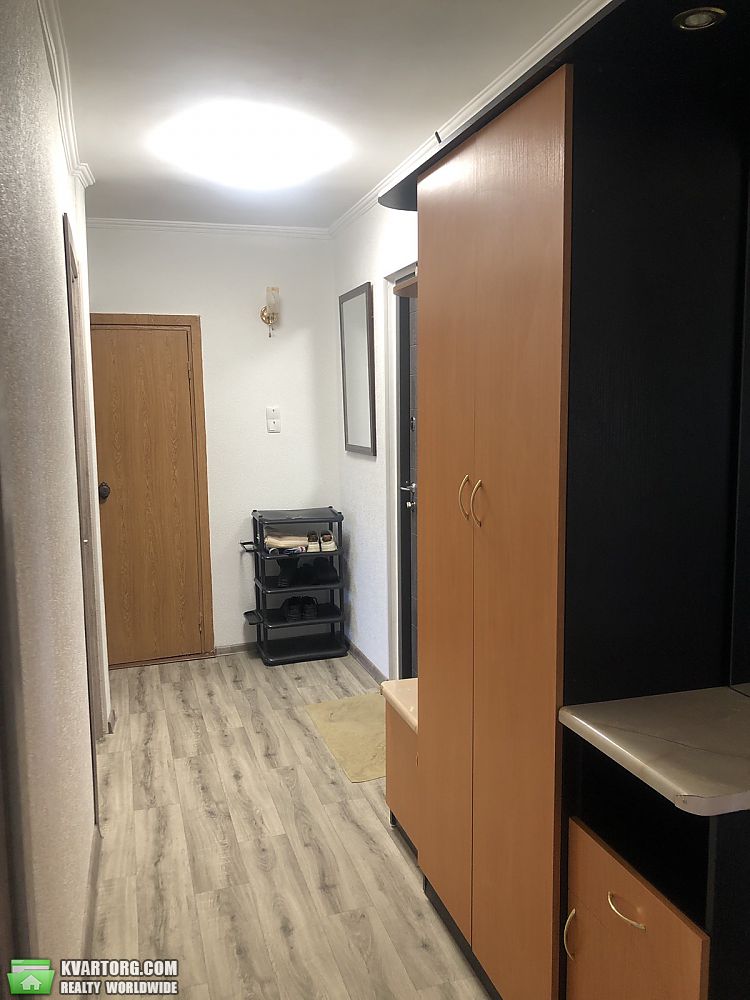 Rent out 2-room apartment. Киев, Демеевская — photo 9