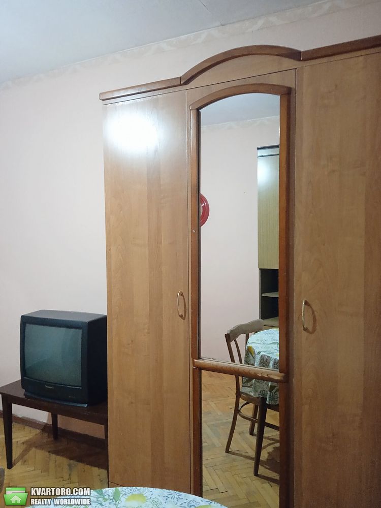 Rent out 1-room apartment. Вышгород, Зоологическая — photo 5