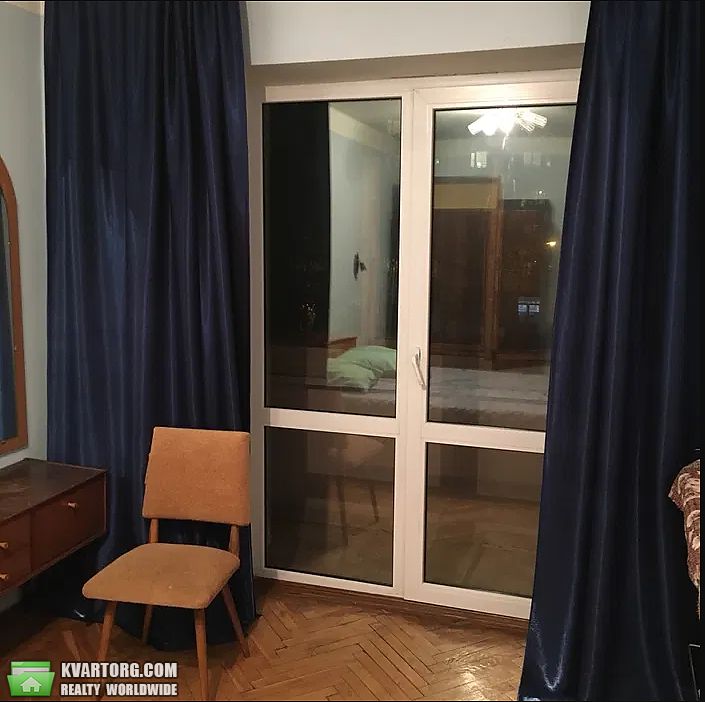Rent out 3-room apartment. Киев,  Энтузиастов — photo 9