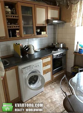 Rent out 2-room apartment. Киев, Братьев Зеровых — photo 3