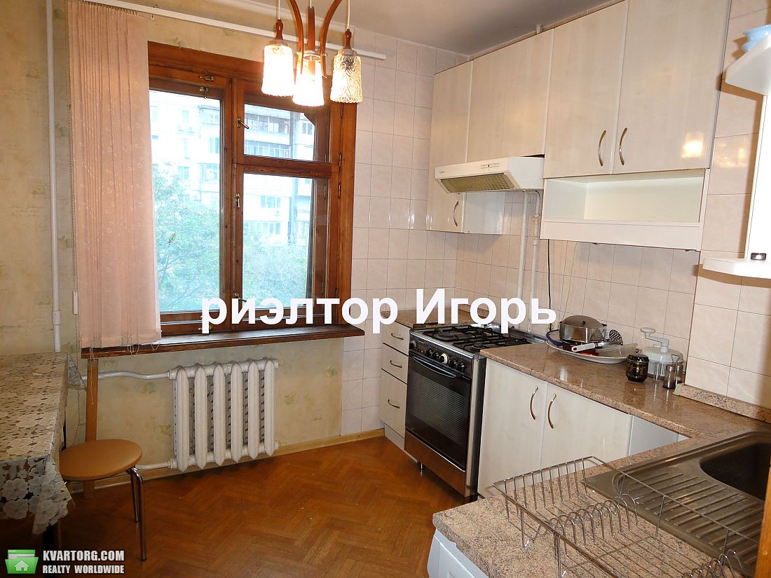 Rent out 1-room apartment. Одесса, Ильфа и Петрова — photo 1