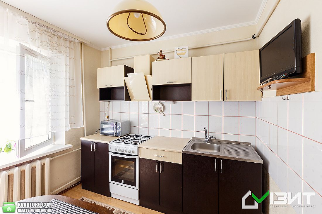 Sell 2-room apartment. Ивано-Франковск, Миколайчука — photo 1