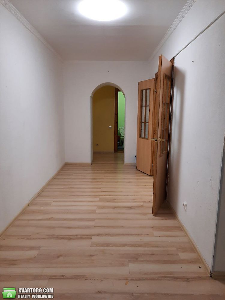 Rent out 2-room apartment. Киев,  Вишняковская — photo 3