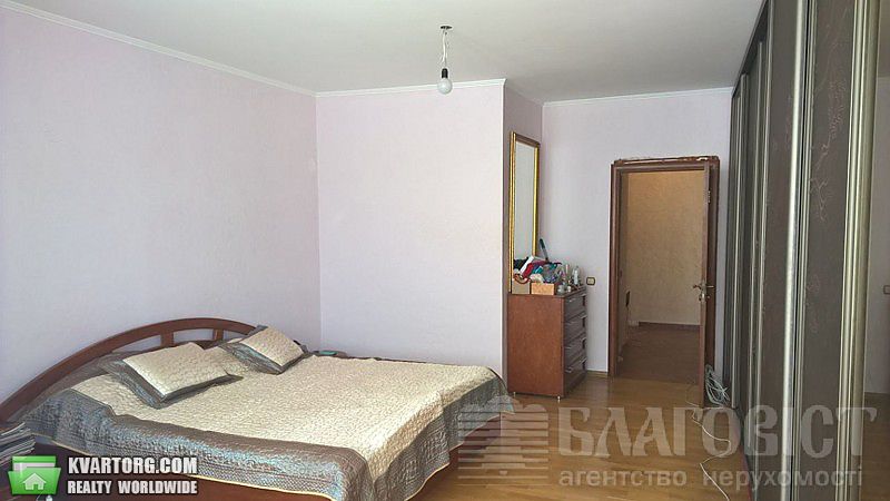 Sell 3-room apartment. Киев,  Днепровская наб — photo 2