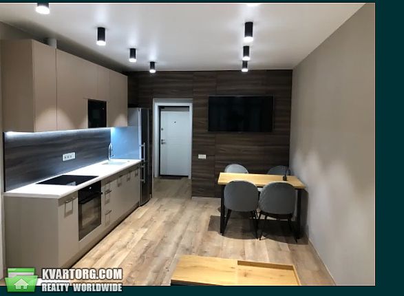 Rent out 2-room apartment. Киев,  Черновола — photo 3