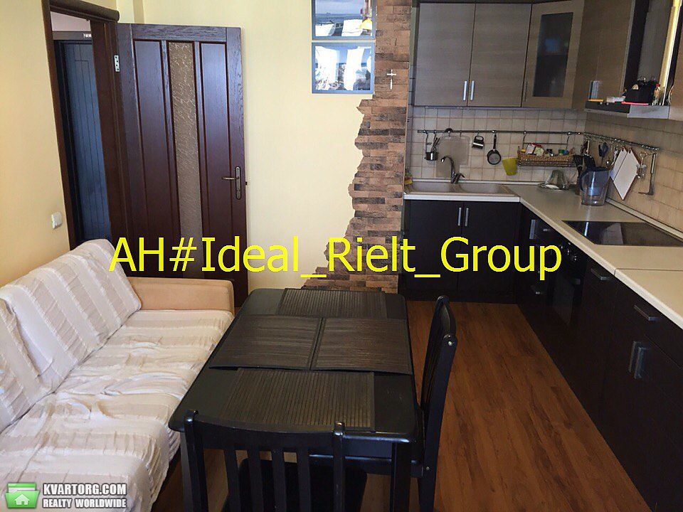 Sell 2-room apartment. Киев,  Бажана — photo 2