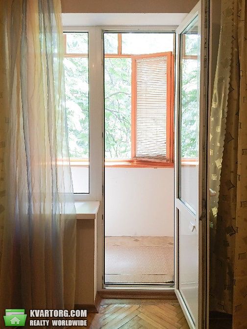 Sell 2-room apartment. Киев, Уманская. — photo 3