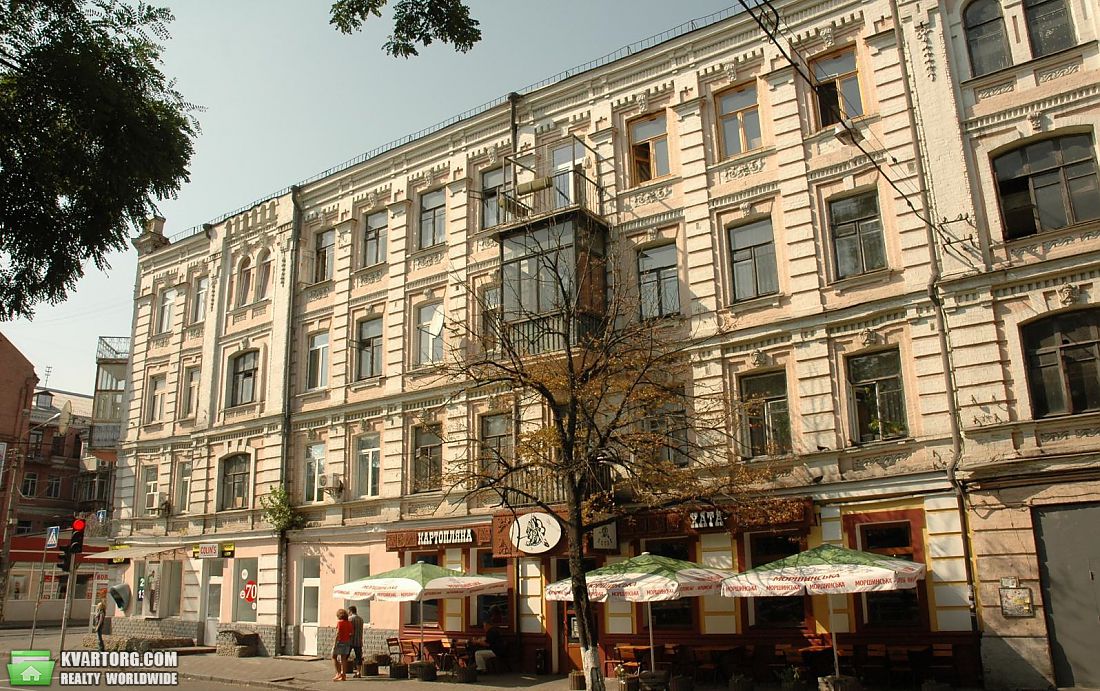 Sell 3-room apartment. Киев,  Нижний Вал — photo 1