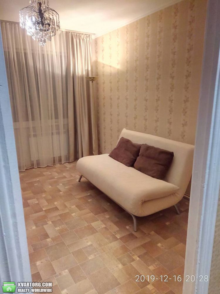 Rent out 2-room apartment. Киев, Гетьмана — photo 4