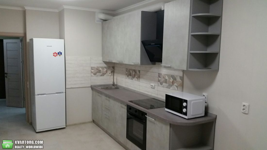 Rent out 1-room apartment. Киев,  Ясиноватский пер — photo 3