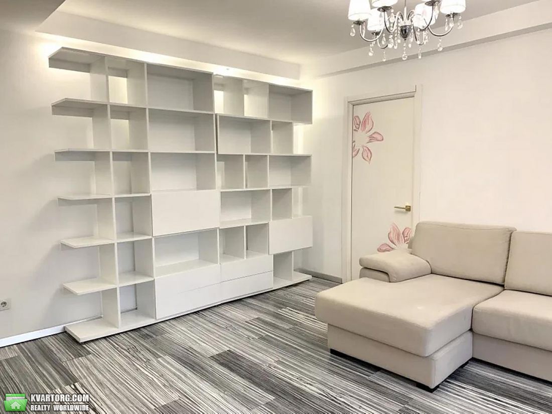 Rent out 2-room apartment. Киев,  Леси Украинки бул — photo 5