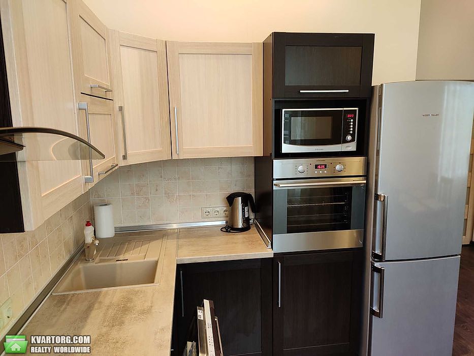 Rent out 2-room apartment. Киев,  Большая Житомирская — photo 9