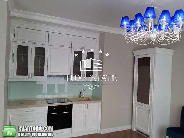 Rent out 3-room apartment. Киев,  Антоновича — photo 2