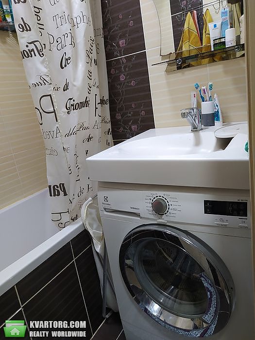 Sell 2-room apartment. Киев,  Пражская — photo 8