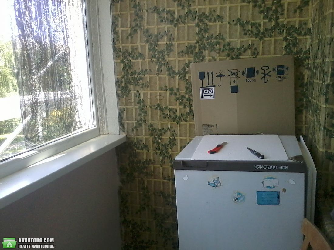Rent out 1-room apartment. Киевская обл., Соборна — photo 3