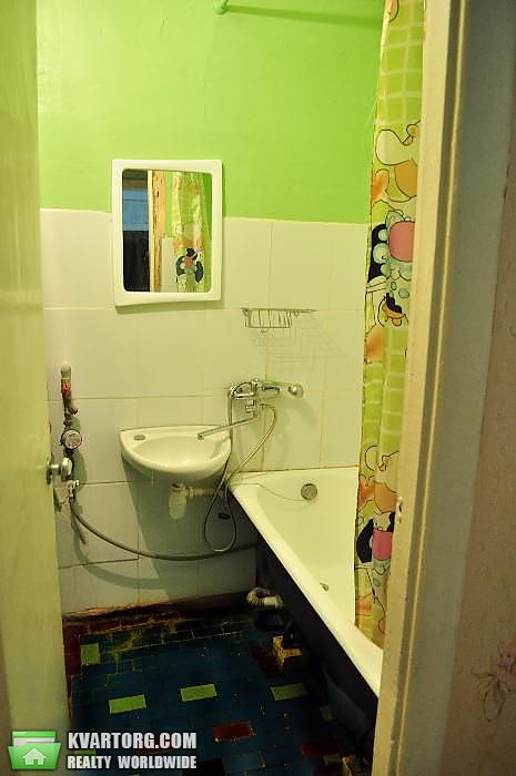 Sell 2-room apartment. Киев,  Васильковская — photo 9