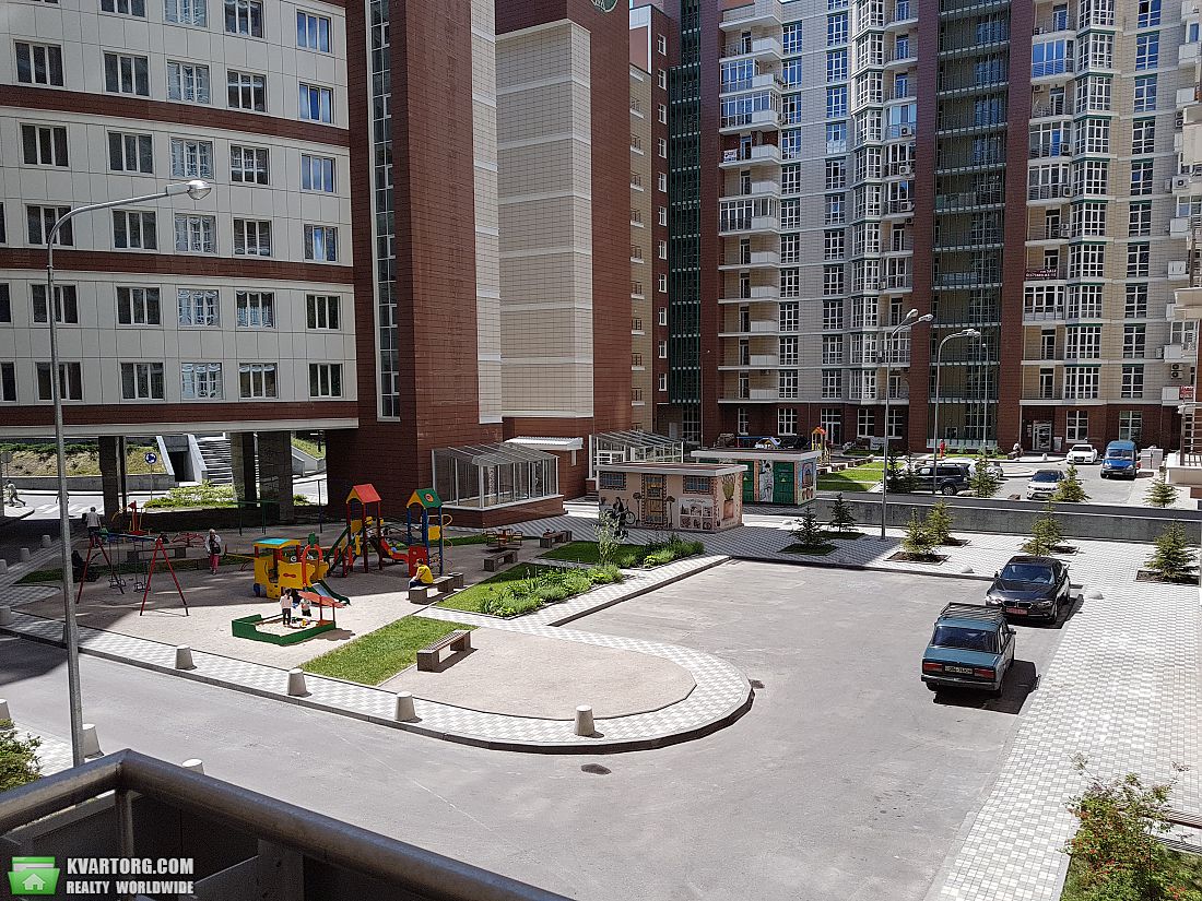 Sell 2-room apartment. Киев,  Барбюса — photo 1
