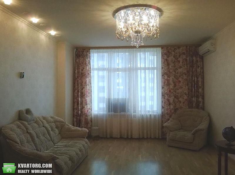 Rent out 2-room apartment. Киев,  Драгомирова — photo 1