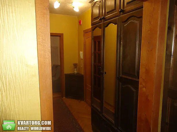 Rent out 2-room apartment. Киев,  Подгорная — photo 6