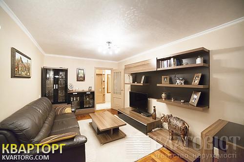 Sell 3-room apartment. Киев,  40-летия Октября просп — photo 1