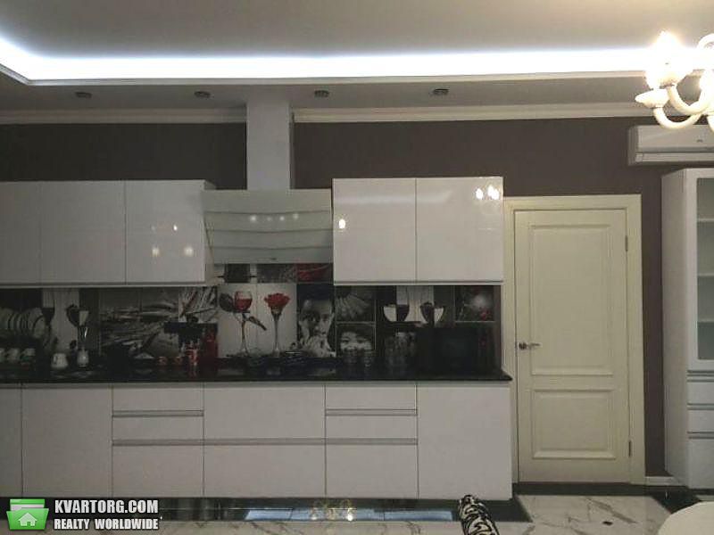 Rent out 3-room apartment. Киев,  Днепровская наб — photo 5