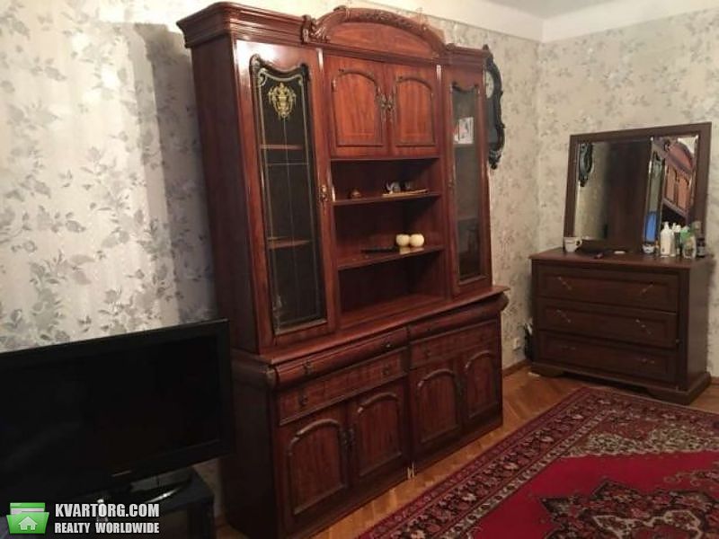Sell 3-room apartment. Киев,  Энтузиастов — photo 1