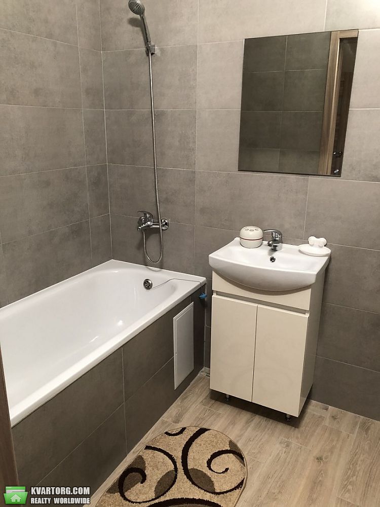 Rent out 1-room apartment. Киевская обл., Небесной Сотни — photo 4
