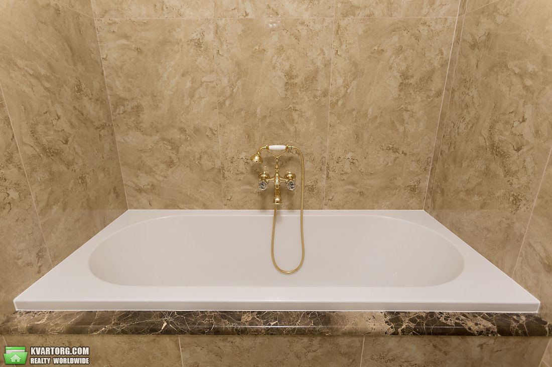 Rent out 3-room apartment. Киев,  Драгомирова — photo 4