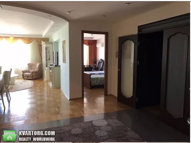 Rent out 4-room apartment. Киев, Панаса Мирного — photo 6