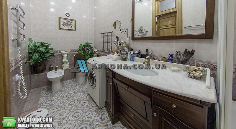 Sell 5-room apartment. Киев, Институтская — photo 9