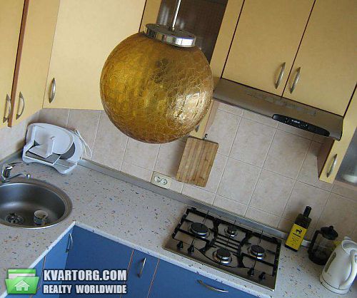 Rent out 3-room apartment. Киев, Березняковская — photo 1