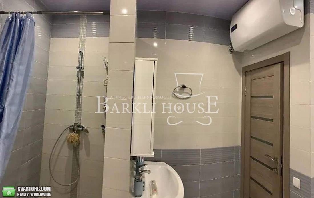 Rent out 3-room apartment. Киев,  Днепровская наб — photo 9