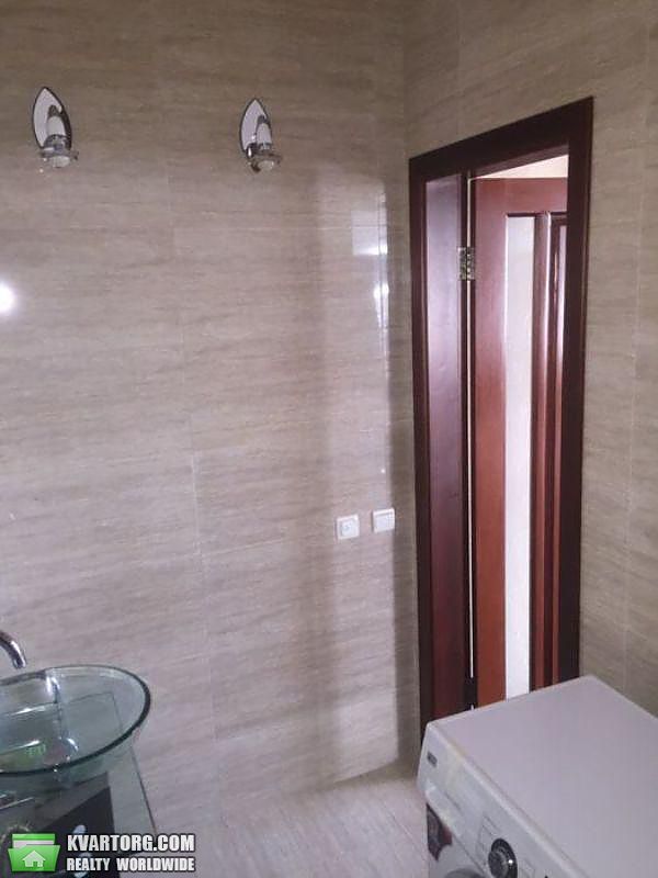 Rent out 4-room apartment. Киев, коновальца — photo 10