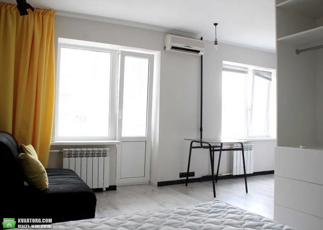 Rent out 1-room apartment. Киев, Тютюнника — photo 3