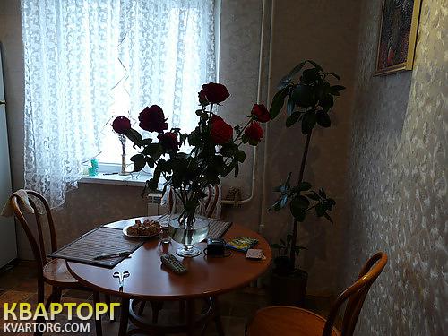 Rent out 3-room apartment. Киев,  Курская — photo 5