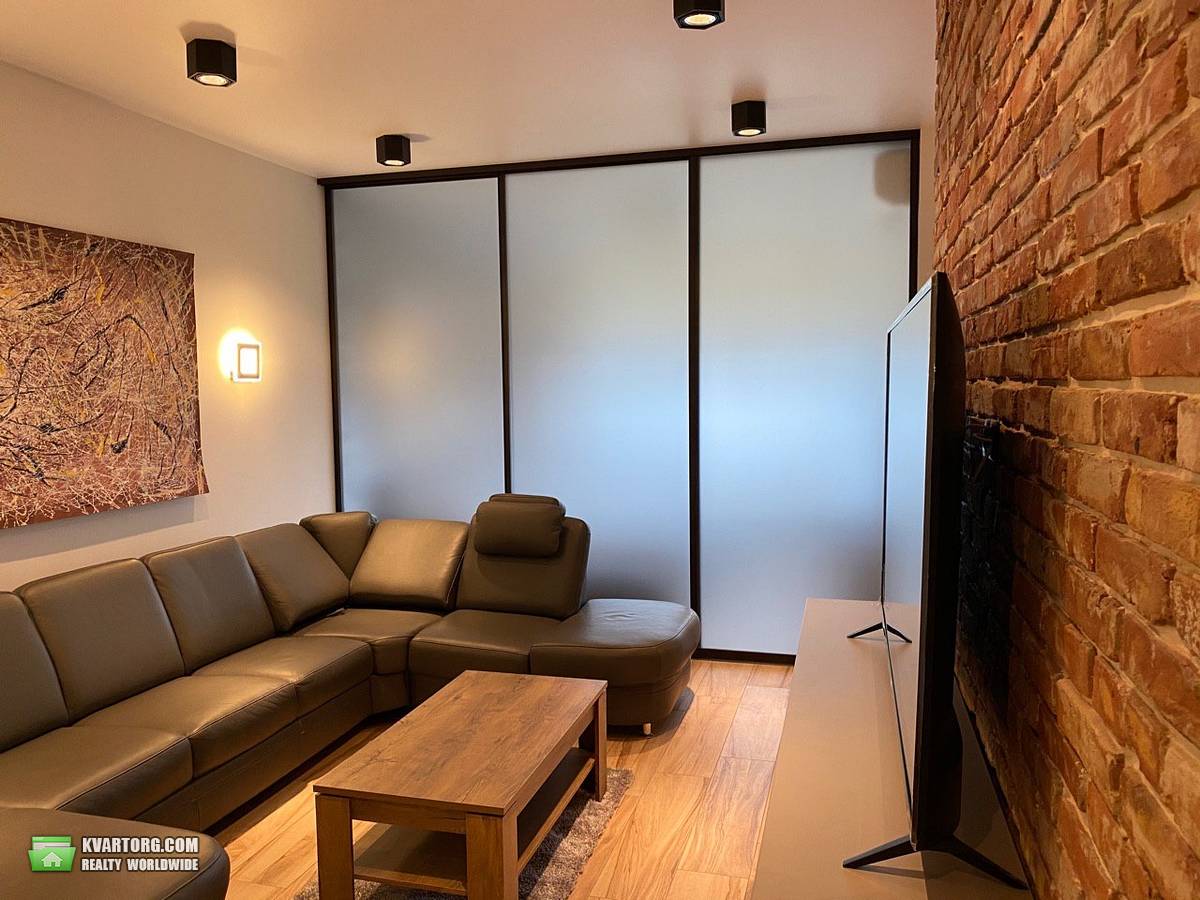 Rent out 1-room apartment. Киев, Євгена Коновальця — photo 3