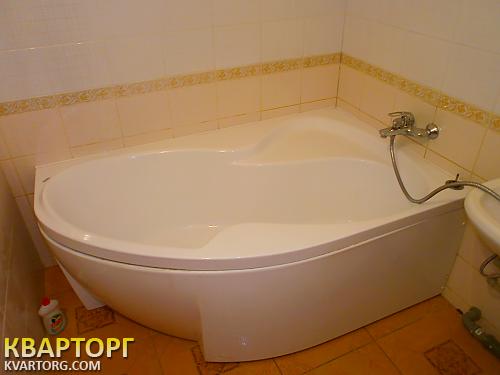 Sell 3-room apartment. Киев,  Урловская — photo 5