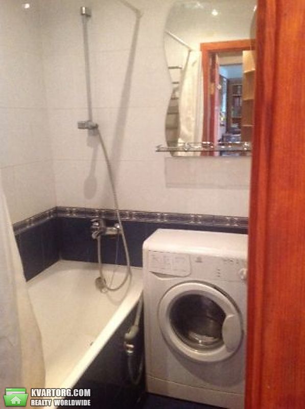 Sell 2-room apartment. Киев,  Русановская наб — photo 3