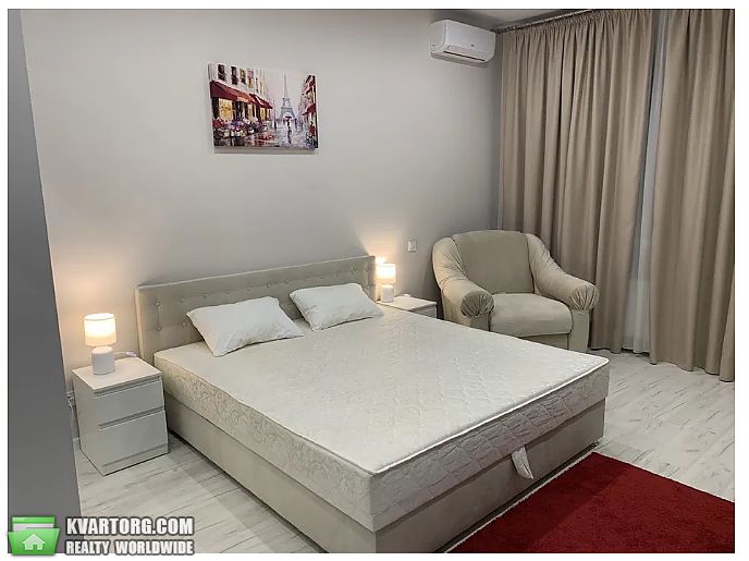 Rent out 1-room apartment. Киев,  Харьковское шоссе — photo 5