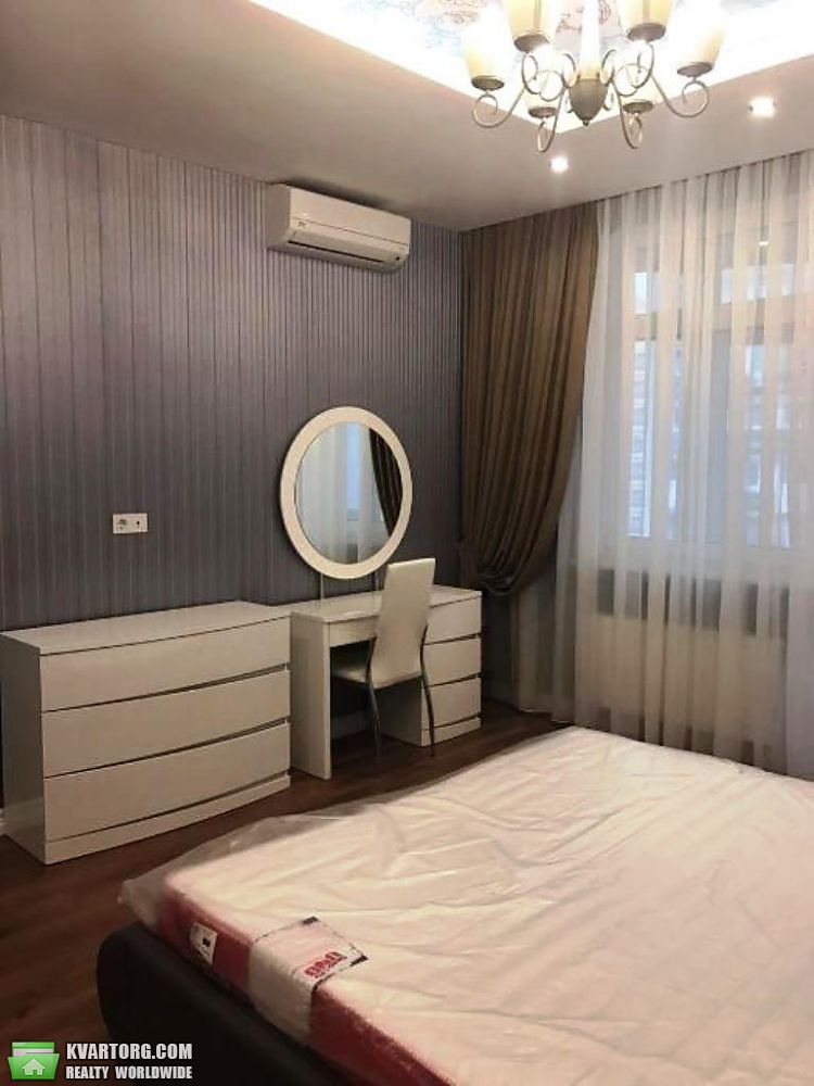 Rent out 2-room apartment. Киев,  Антоновича — photo 2