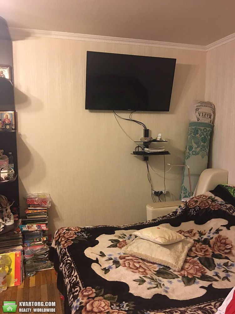 Sell 2-room apartment. Киев,  Наумова — photo 1